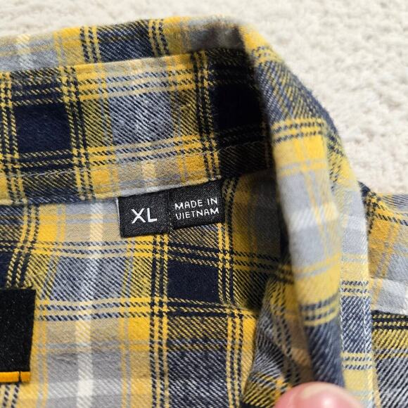 Orvis Active Fit Men's XL Long Sleeve Button-down Flannel Shirt Yellow Plaid - Picture 6 of 13